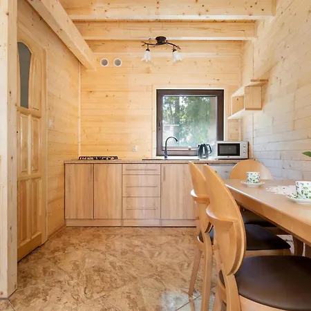 2 Bedroom Stunning In *