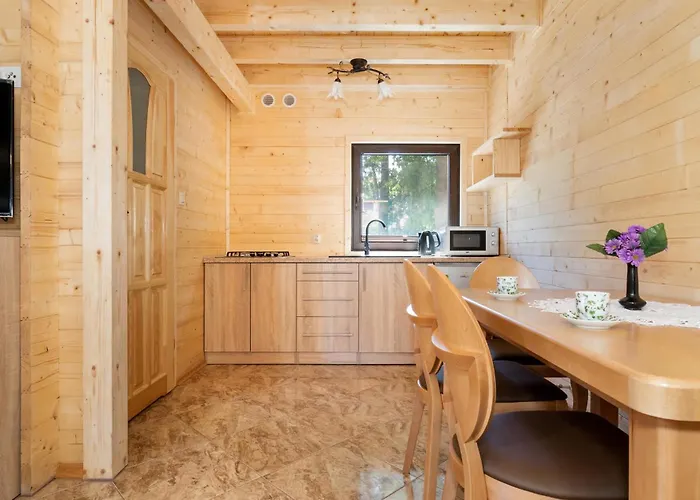 2 Bedroom Stunning In *