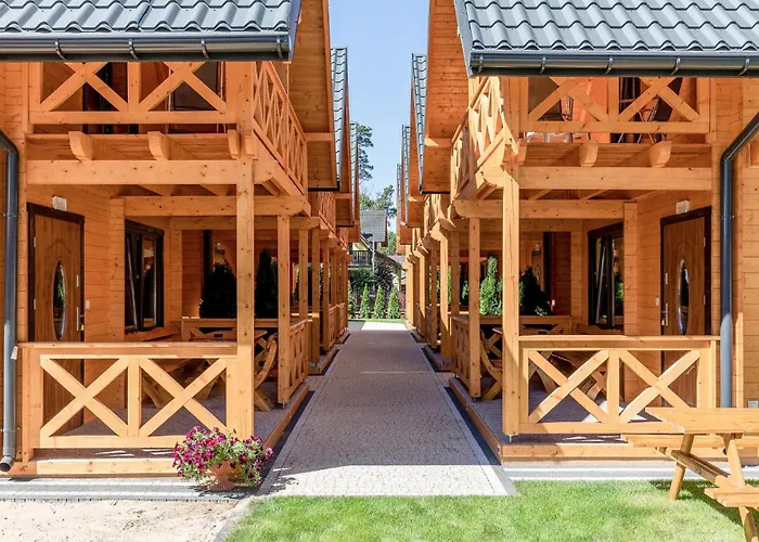 2 Bedroom Stunning In *